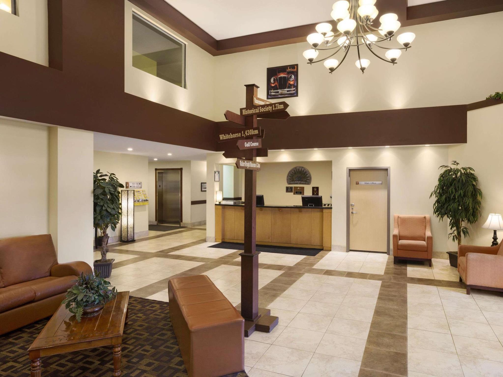 Days Inn By Wyndham דוסון קריק מראה חיצוני תמונה