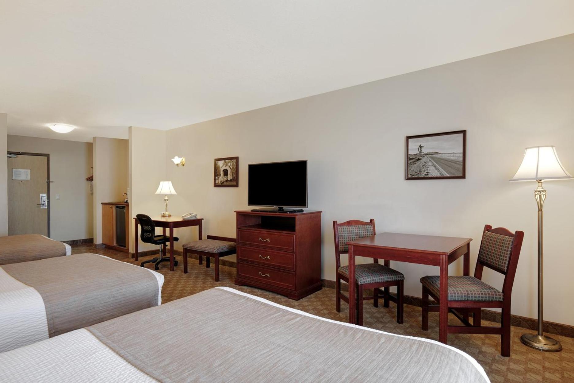 Days Inn By Wyndham דוסון קריק מראה חיצוני תמונה