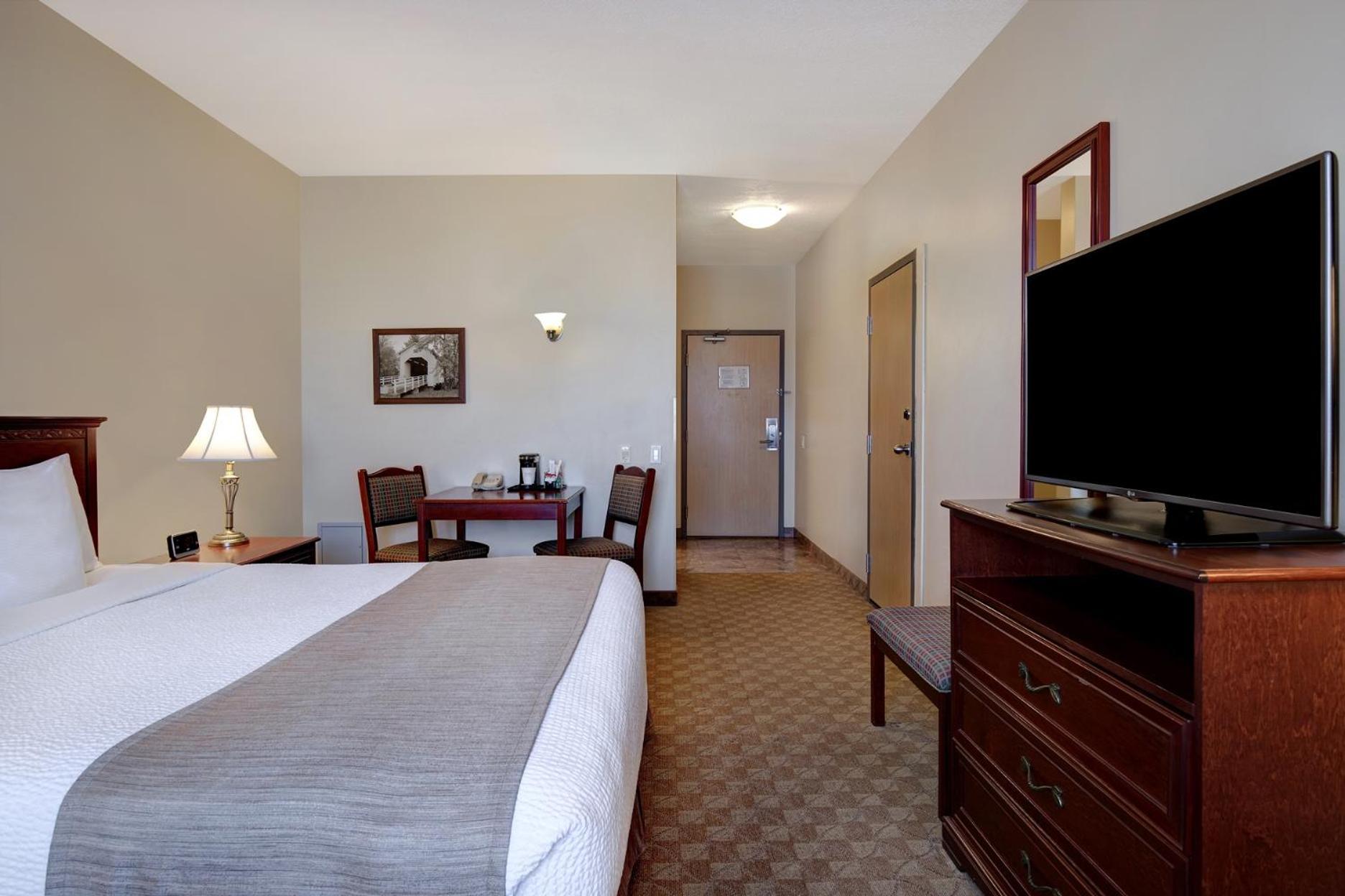 Days Inn By Wyndham דוסון קריק מראה חיצוני תמונה